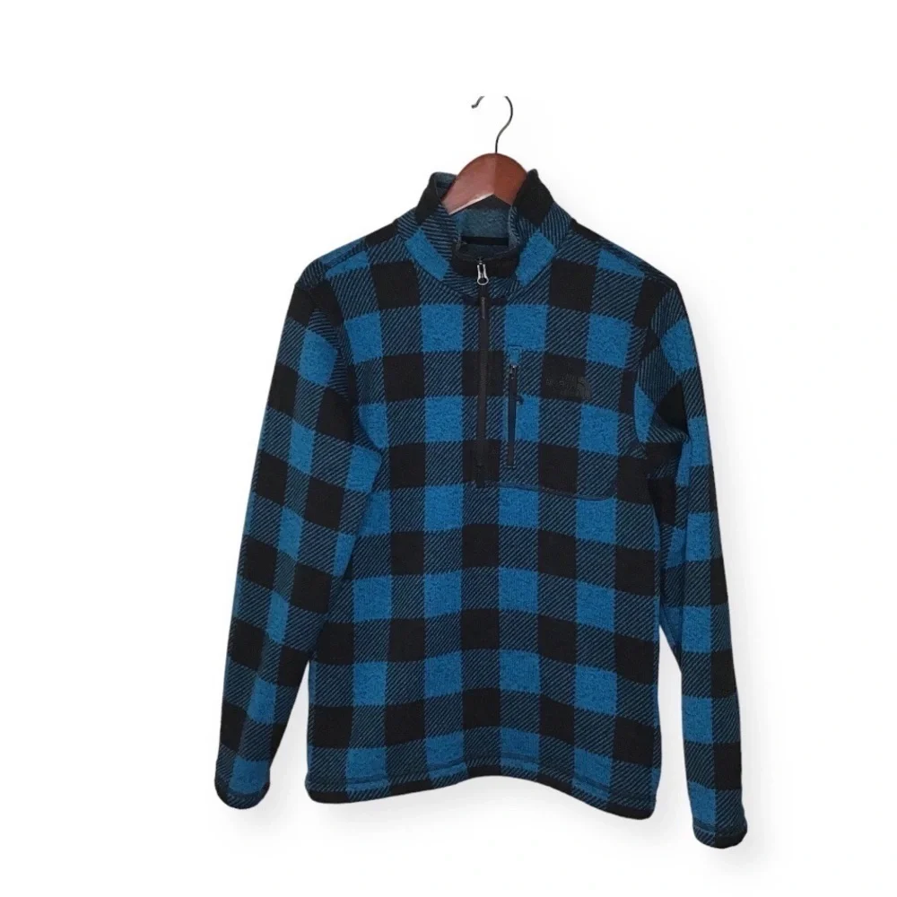 The North Face Men's Novelty Gordon Lyon 1/4 Zip Fleece Pullover in Blue Plaid.